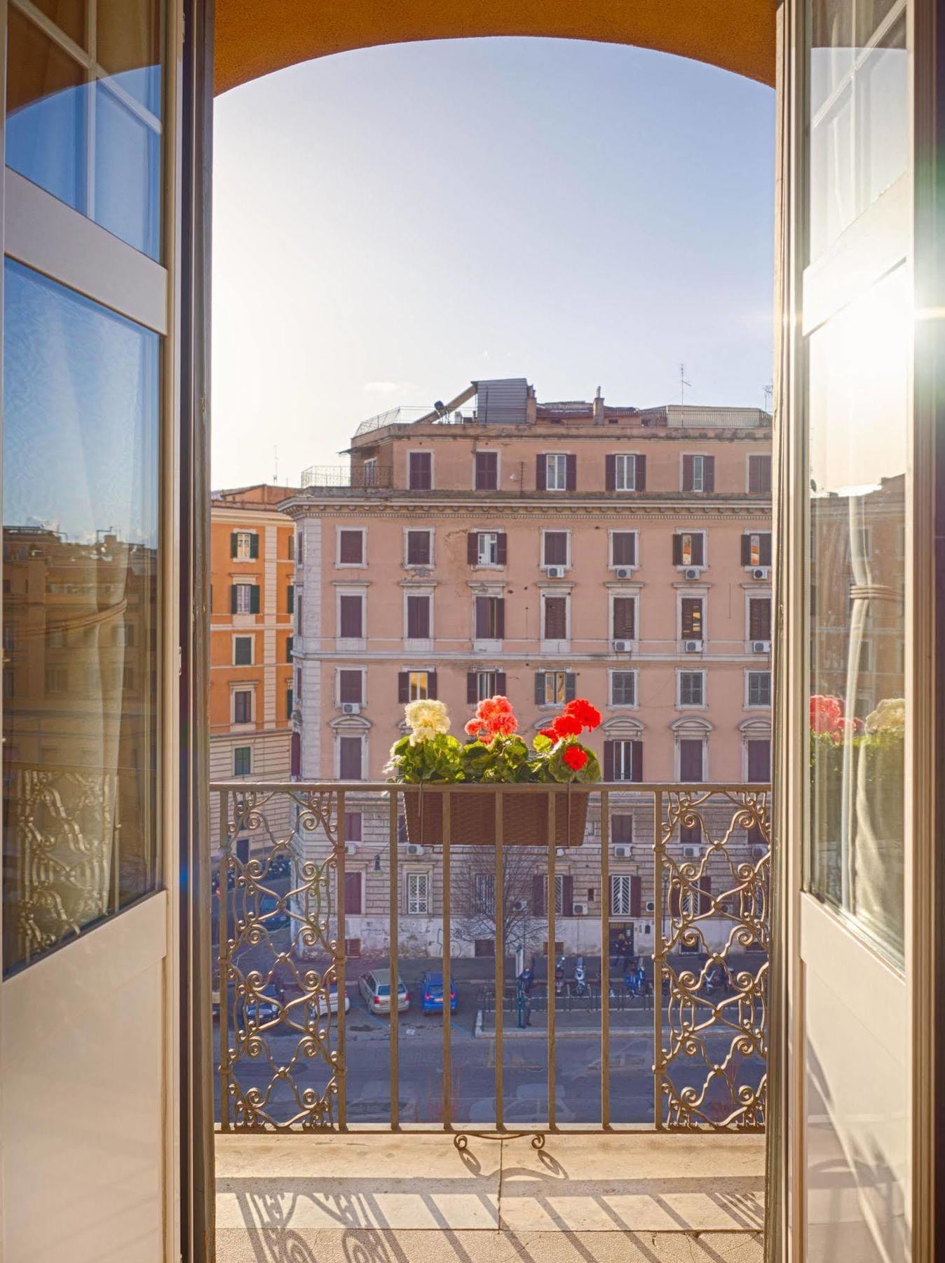 Sunny Guest House Rome Exterior photo